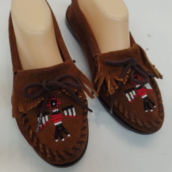 Minnetonka Shoes - Minnetonka Women's Leather Moccasin Sz 8 W Beading